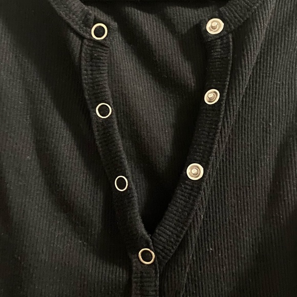 Cropped Button Up Tank - Picture 2 of 4